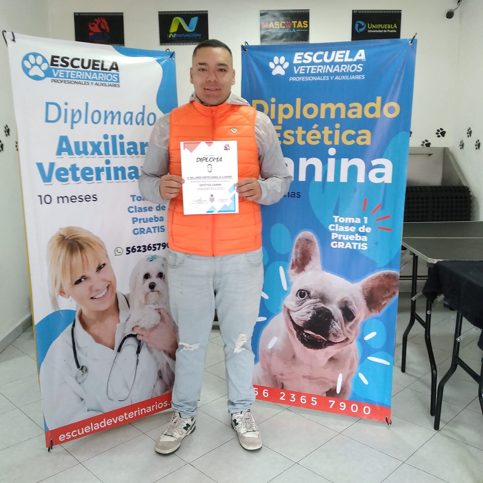 Graduado con diploma